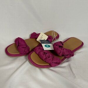 Universal Thread Magenta Slide Sandals